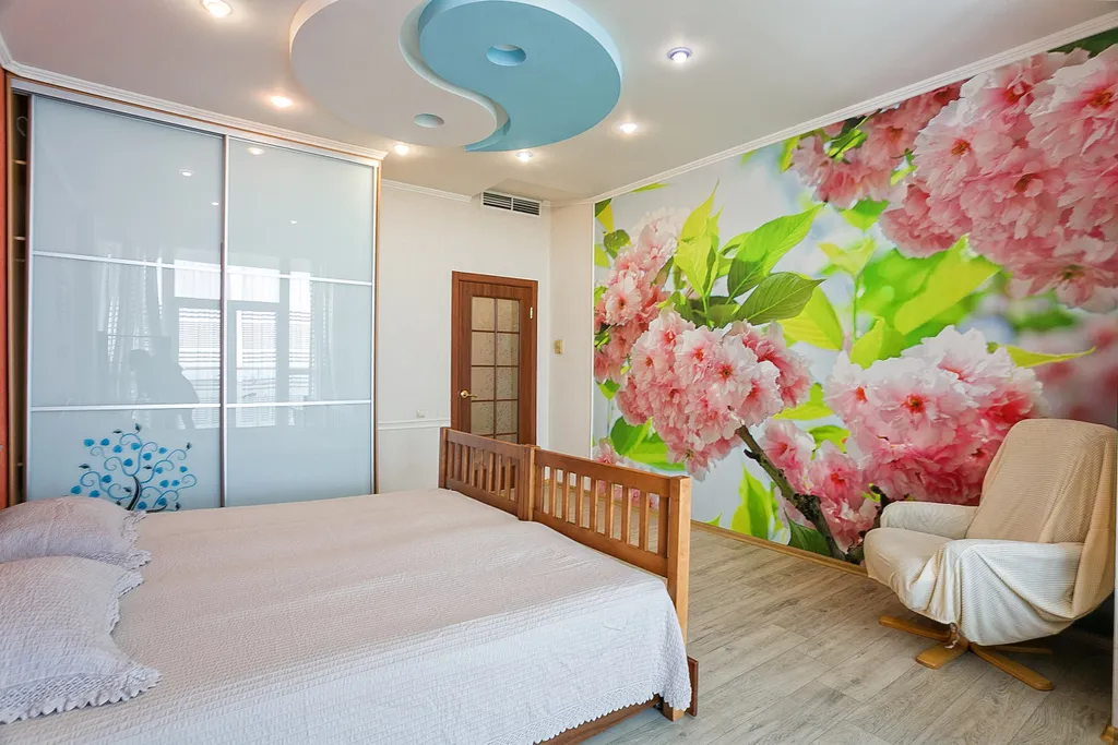 Апартаменты с видом на море и горы рядом с Артеком в Белом доме