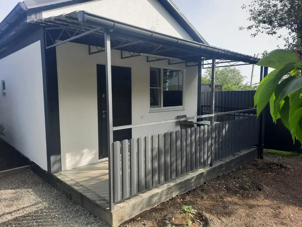 Коттедж Уютные домики в Голубой Бухте — Геленджик