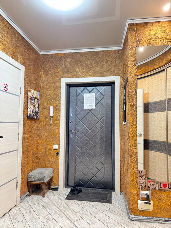 Омск, Кировский у ТЦ Мега