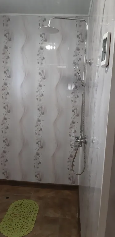 Часть дома рядом с озером