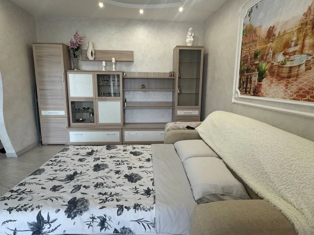 Студия посуточно у метро Чкаловская