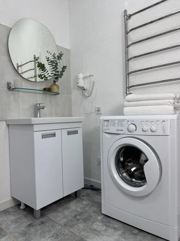 Новый дом с подогреваемым бассейном