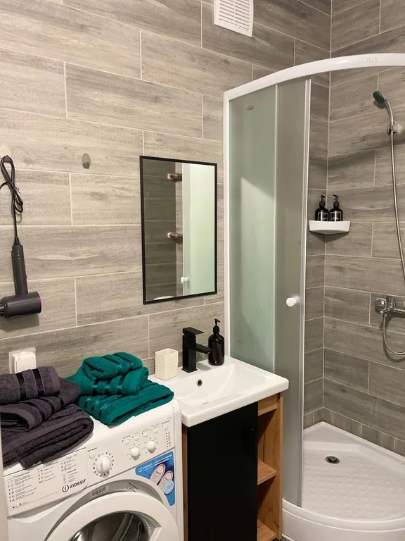 Уютная студия на Теплых встреч