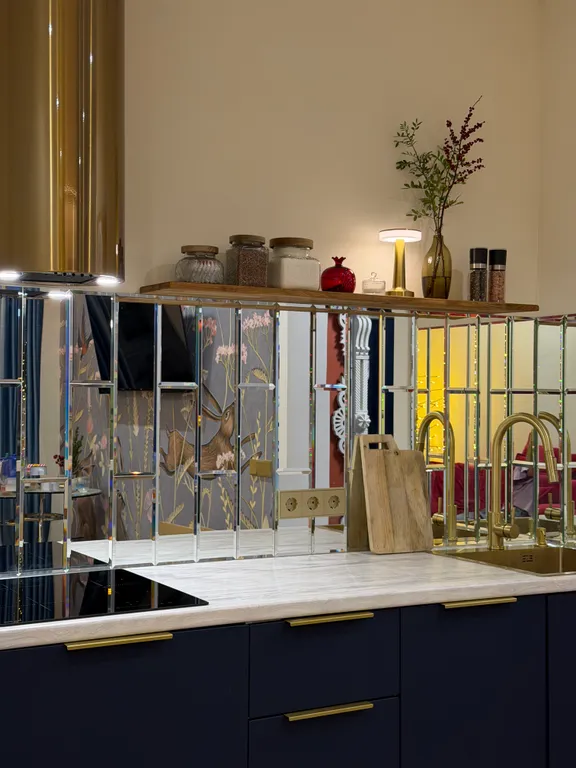 Двухкомнатная квартира в новом доме с дизайнерским ремонтом