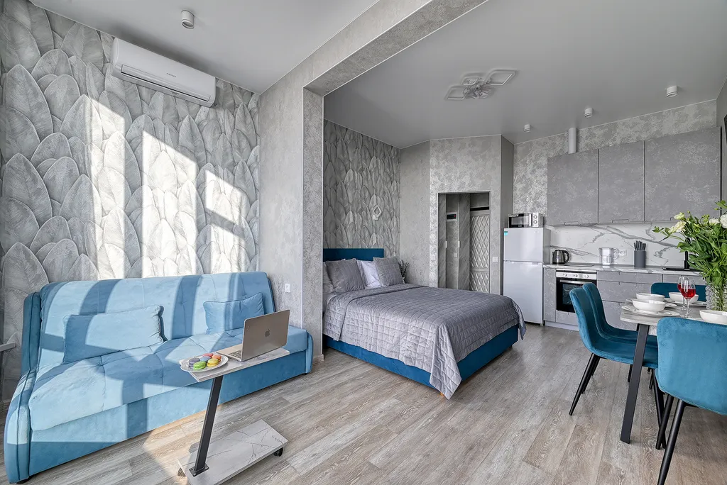 Студия с видом на море