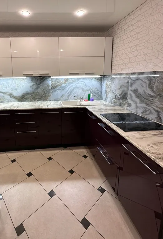 Квартира Квартира Шикарная трёхкомнатная для большой семьи — Лазаревское