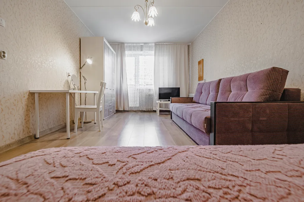 Квартира Светлая просторная квартира с большой кухней у метро — Санкт-Петербург