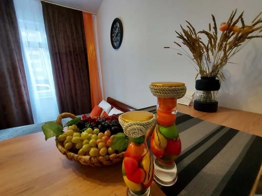 Яркая, уютная студия у Онкоцентра имени Цыба А. Ф