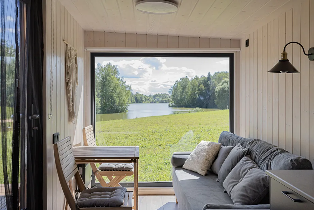 Семейный дом с видом на реку