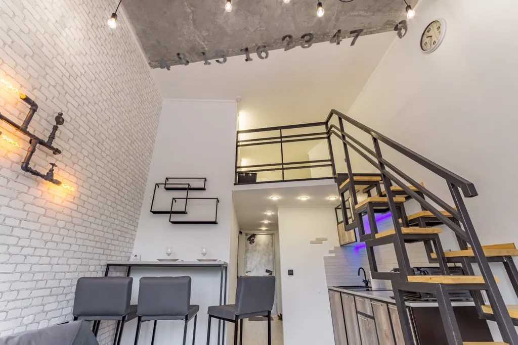 Квартира Квартира Двухуровневый лофт с подсветкой — Екатеринбург