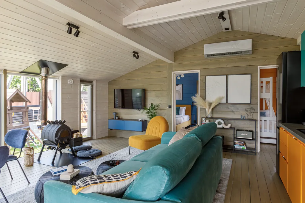 Коттедж Семейный дубльдом у пруда с баней и купелью в Новой Москве — Птичное