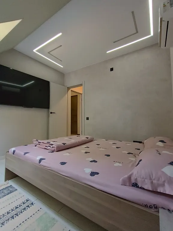 Домик с бассейном