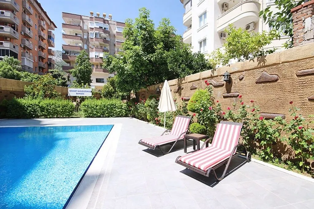 Уютные и комфортные апартаменты в районе Клеопатра