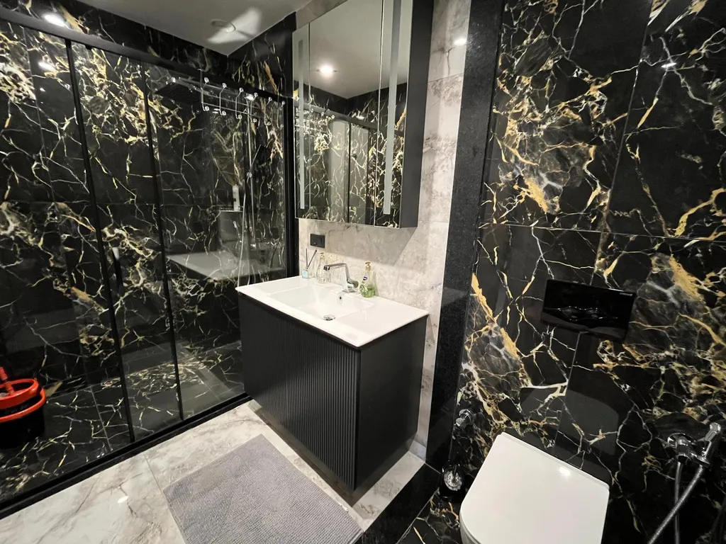 Квартира 2+1 в Azura World c видом на бассейн и аквапарком