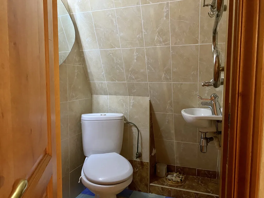 Дом в центре с видом на море