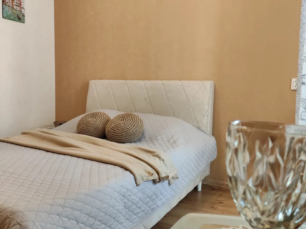 Уютная квартира-студия возле областной больницы