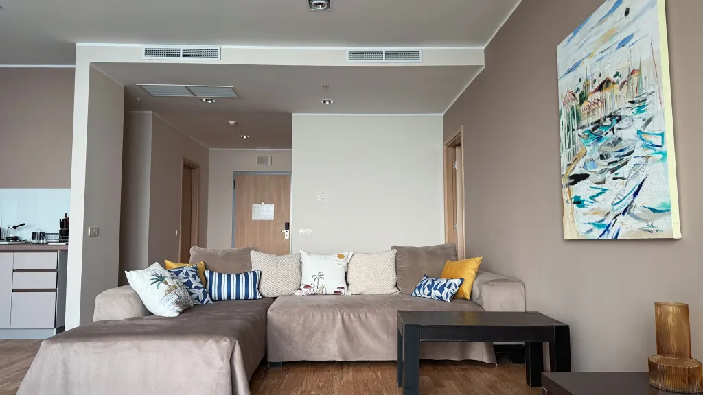 Апартамент 3-х спальный с балконами и панорамой моря