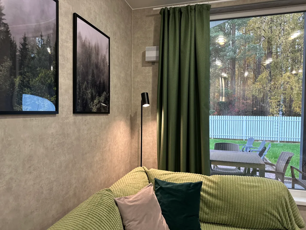 Коттедж Семейный дом с 2 спальнями у леса и озера — Борисово