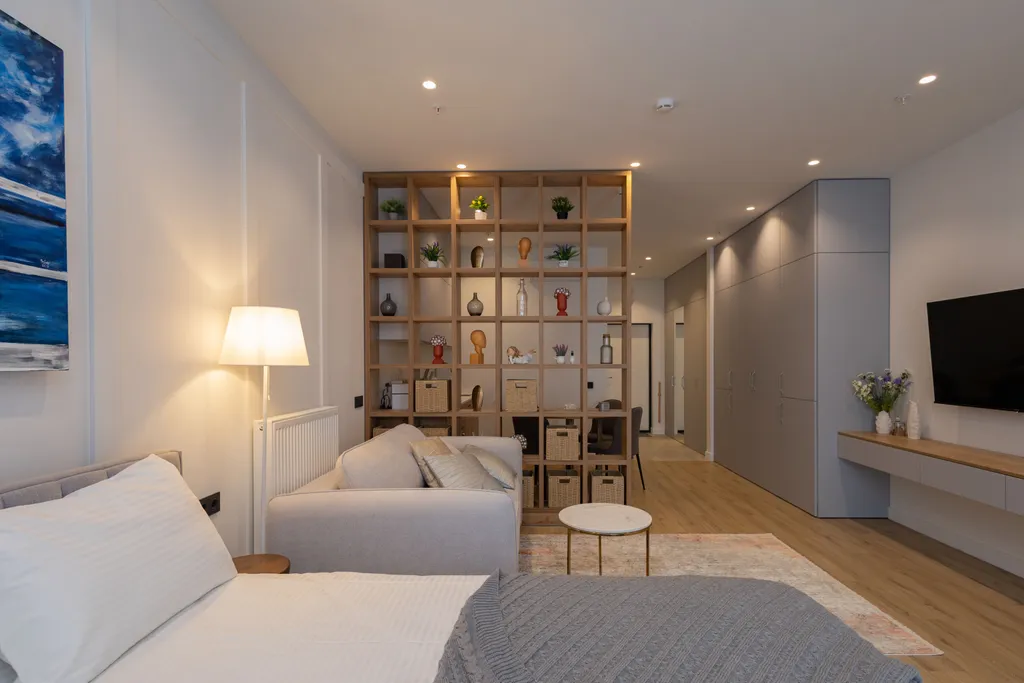 Амбер Аальтo с панорамным видом на море