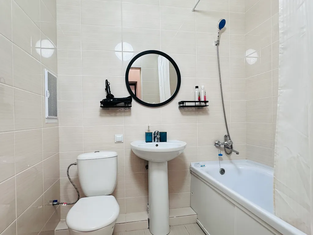 Квартира Семейные апартаменты с отдельной спальной у моря — Анапа