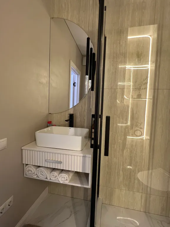 Дизайнерские апартаменты в центре города