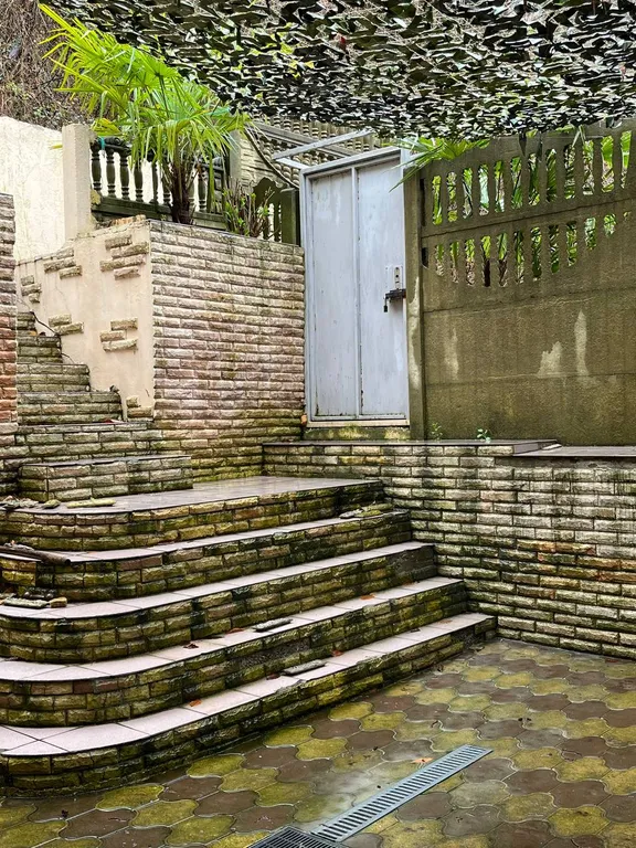 Большой уютный дом в центре