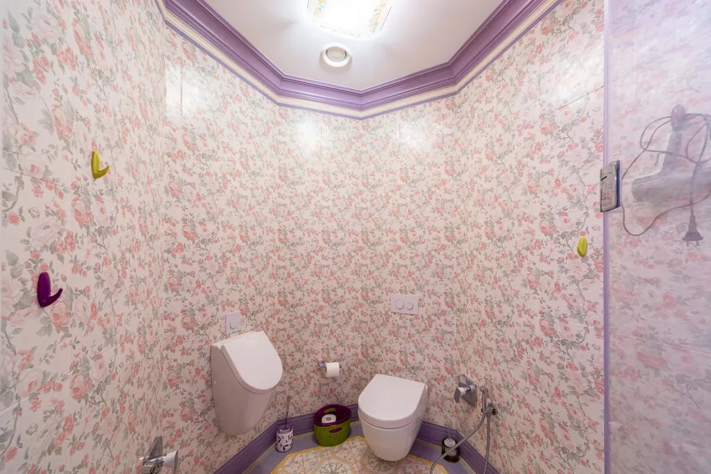 Уютный дом у озера