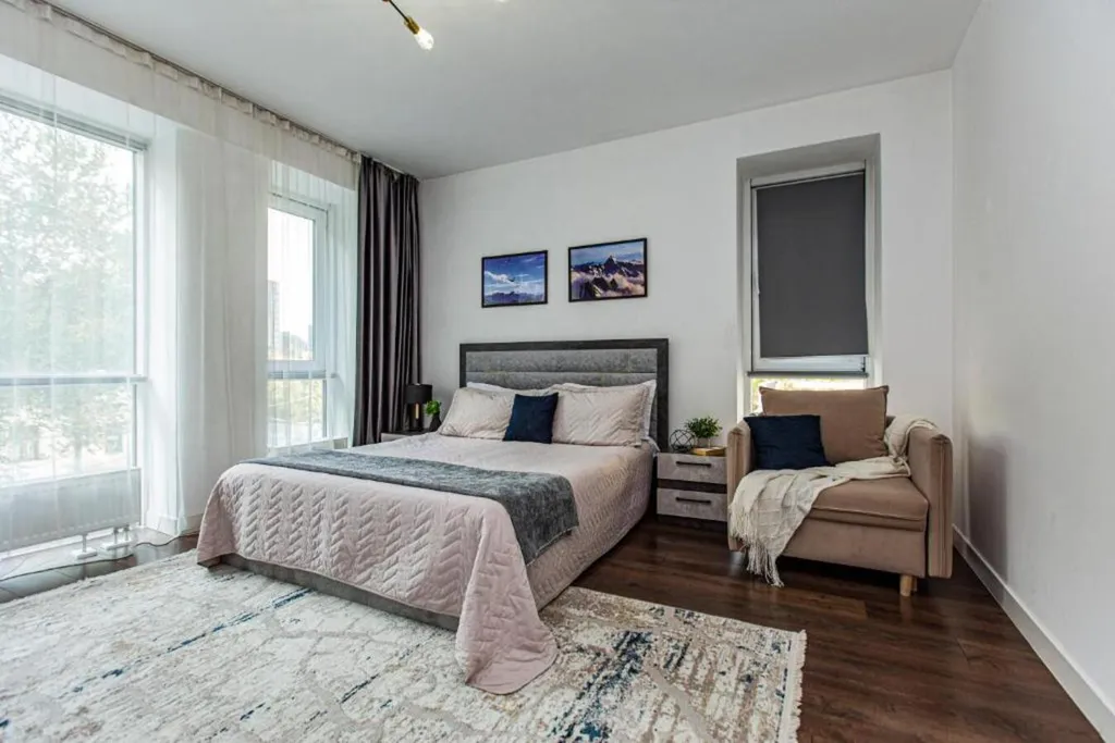 1-ком квартира Bayhouse в ЖК Абай 130 для 5-х  гостей