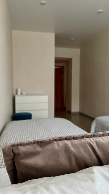 Уютная евротрешка с большой гостиной и двумя изолированными спальнями