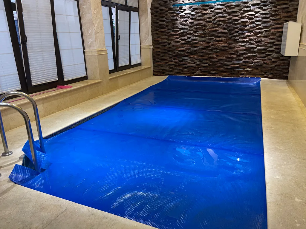 Вилла с баней и шикарным бассейном