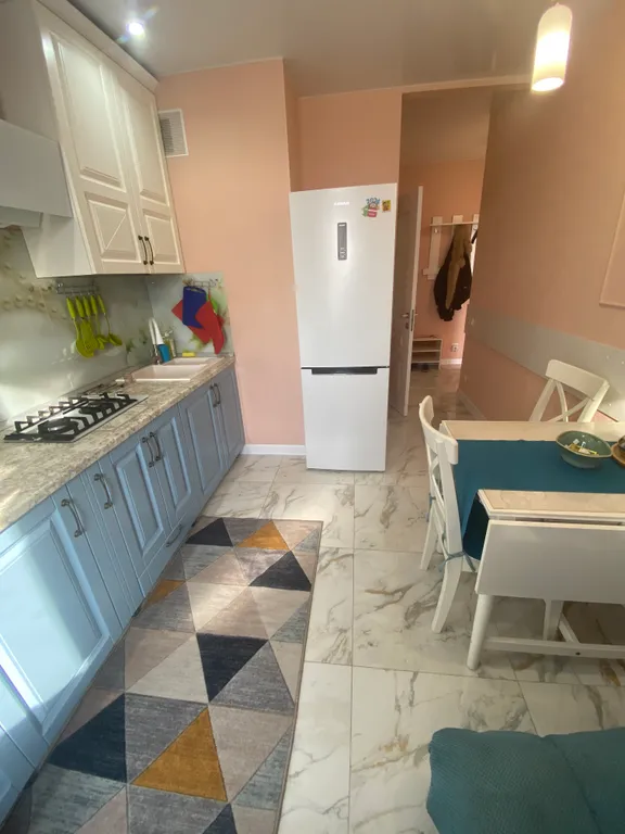 Элитная, новая однушка с авторским дизайном у песочного пляжа