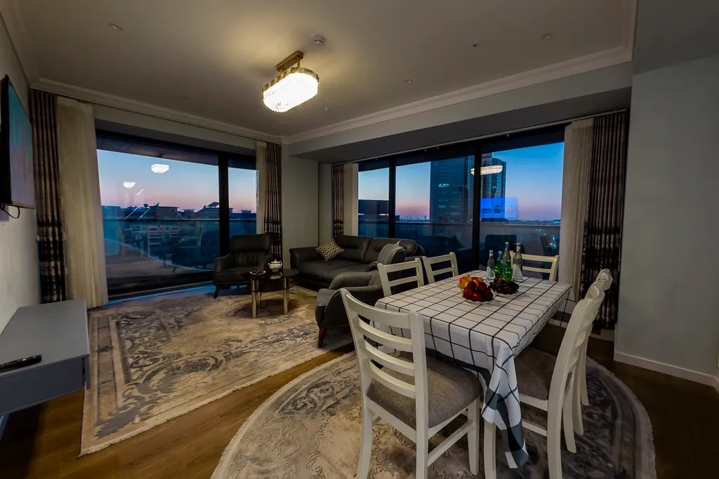 Современная квартира с панорамным видом, NRG U Tower