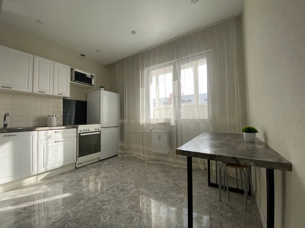 Апартаменты ЛайкХоум на Дорофеева 7 у Города Еды