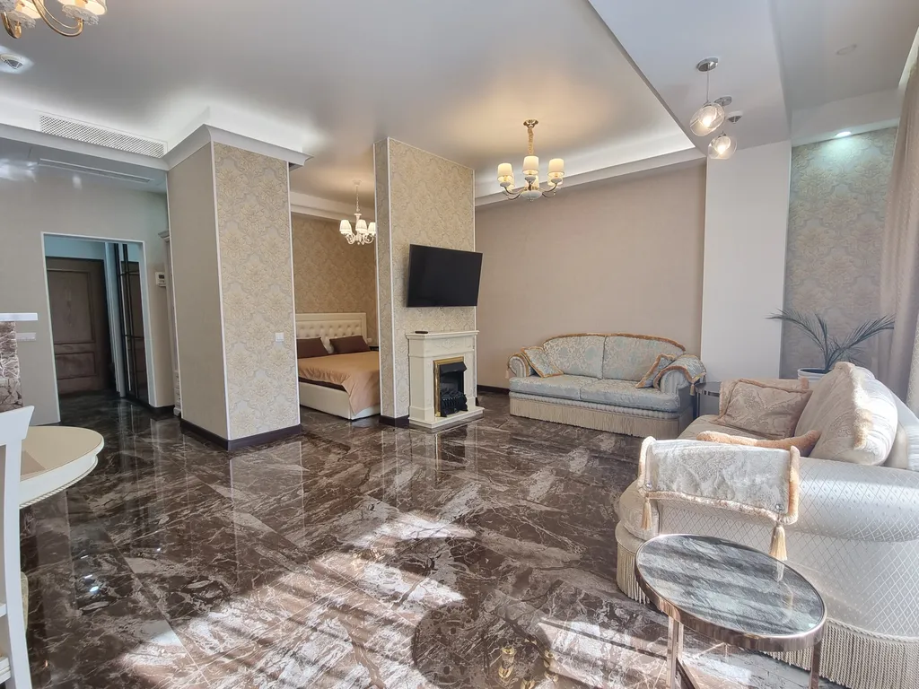 Aпаpтaмeнт люкс c баcсейном и теpрaсой нa набеpeжной