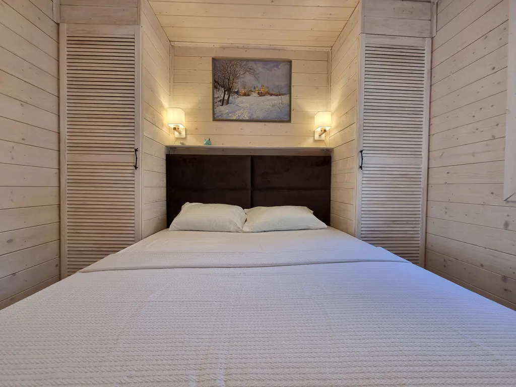 Деревянный дом в деревне дача фермера