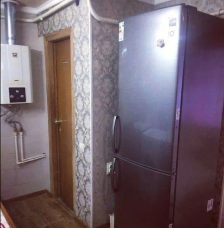 Дом недалеко от колоннады