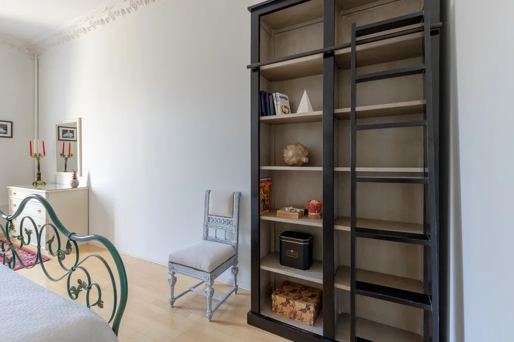 Квартира 3-комнатная Квартира — Санкт-Петербург