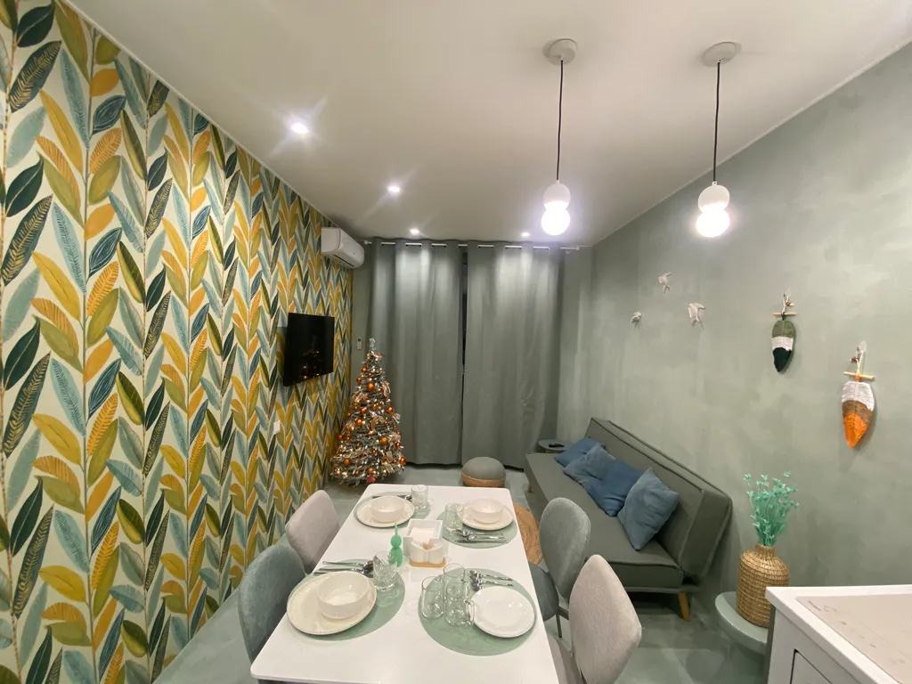 Двухкомнатная квартира с дизайнерским решением