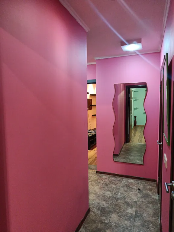 Уютная двушка рядом с центром и со станцией