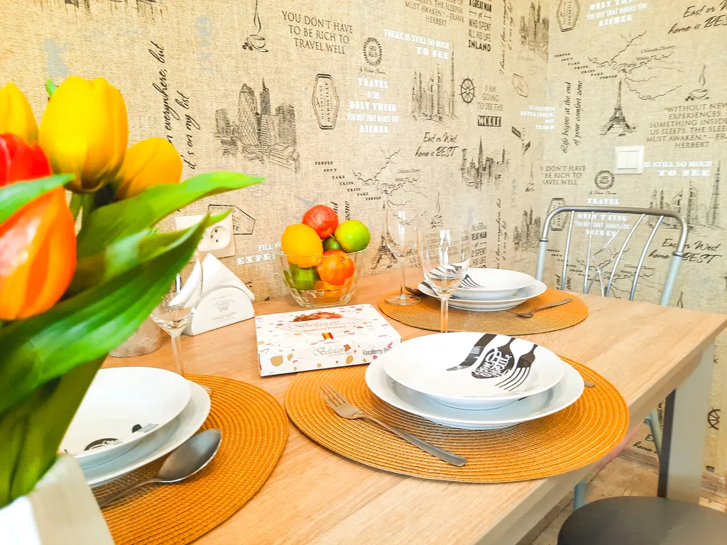 2-комнатная в центре города, рядом УИГА, Академия речи, Глазцентр