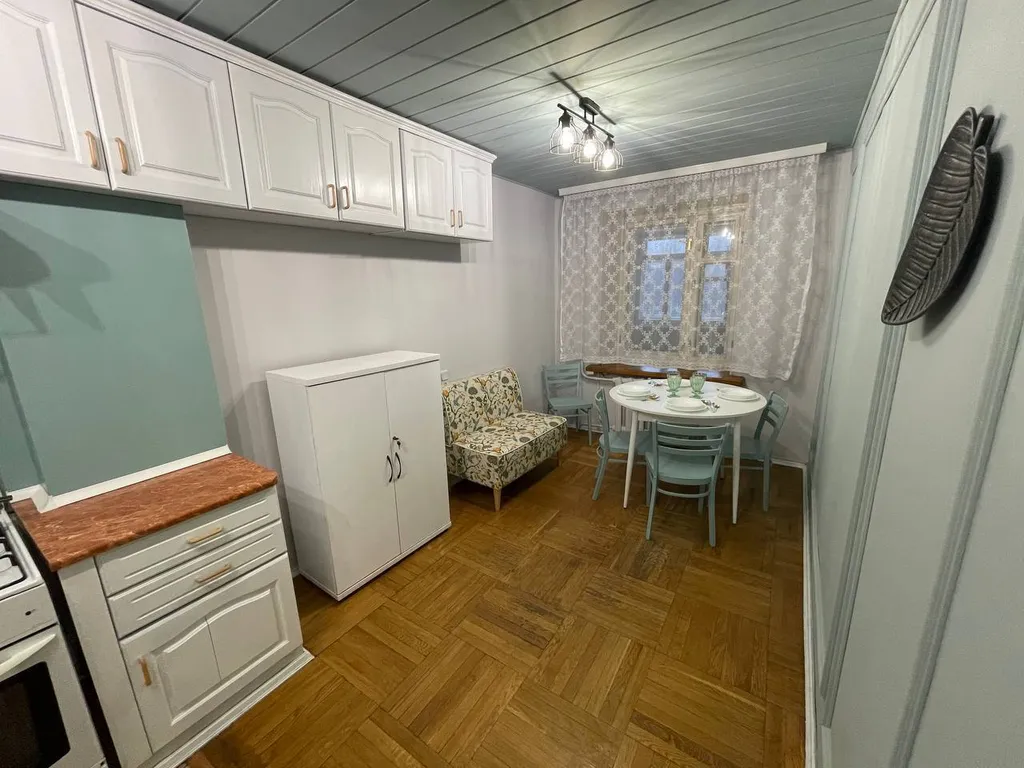 4-комнатная Квартира