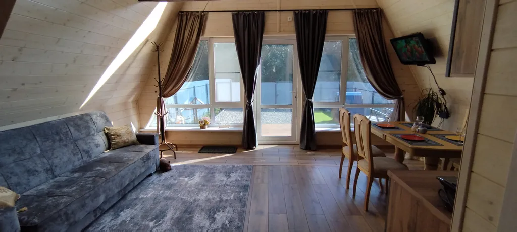 Домик за городом