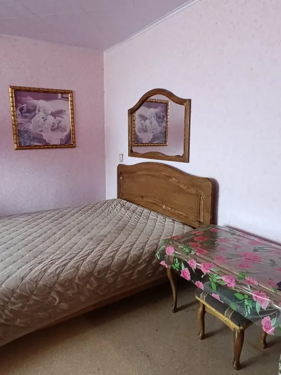 Двухкомнатная квартира район 15 шахты