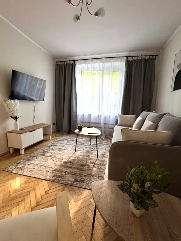 Квартира Светлые апартаменты в центре, с новым ремонтом и 10 минутах от метро — Москва