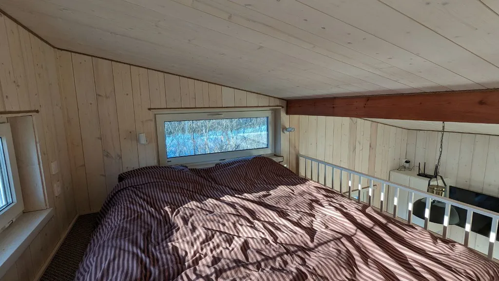 Коттедж Дом на берегу озера с камином — Казань