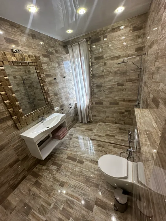 Трехкомнатная квартира в самом центре