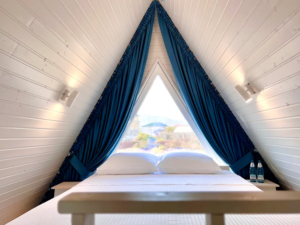 Четырёхместный коттедж у моря