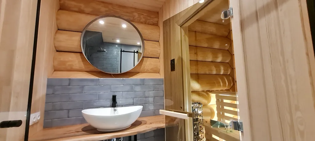 Гостевой дом на лесном озере