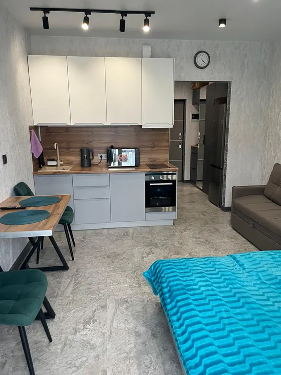 Недорогая новая квартира с отличным ремонтом — аренда посуточно в Кудепста