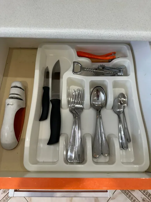 Оливковая, двухкомнатная квартира на Кургане